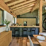 Black Stone 木屋 霞慕尼